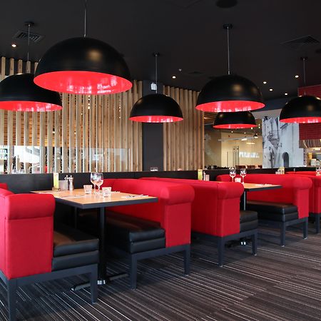 Holiday Inn Calgary South Conference Center מראה חיצוני תמונה