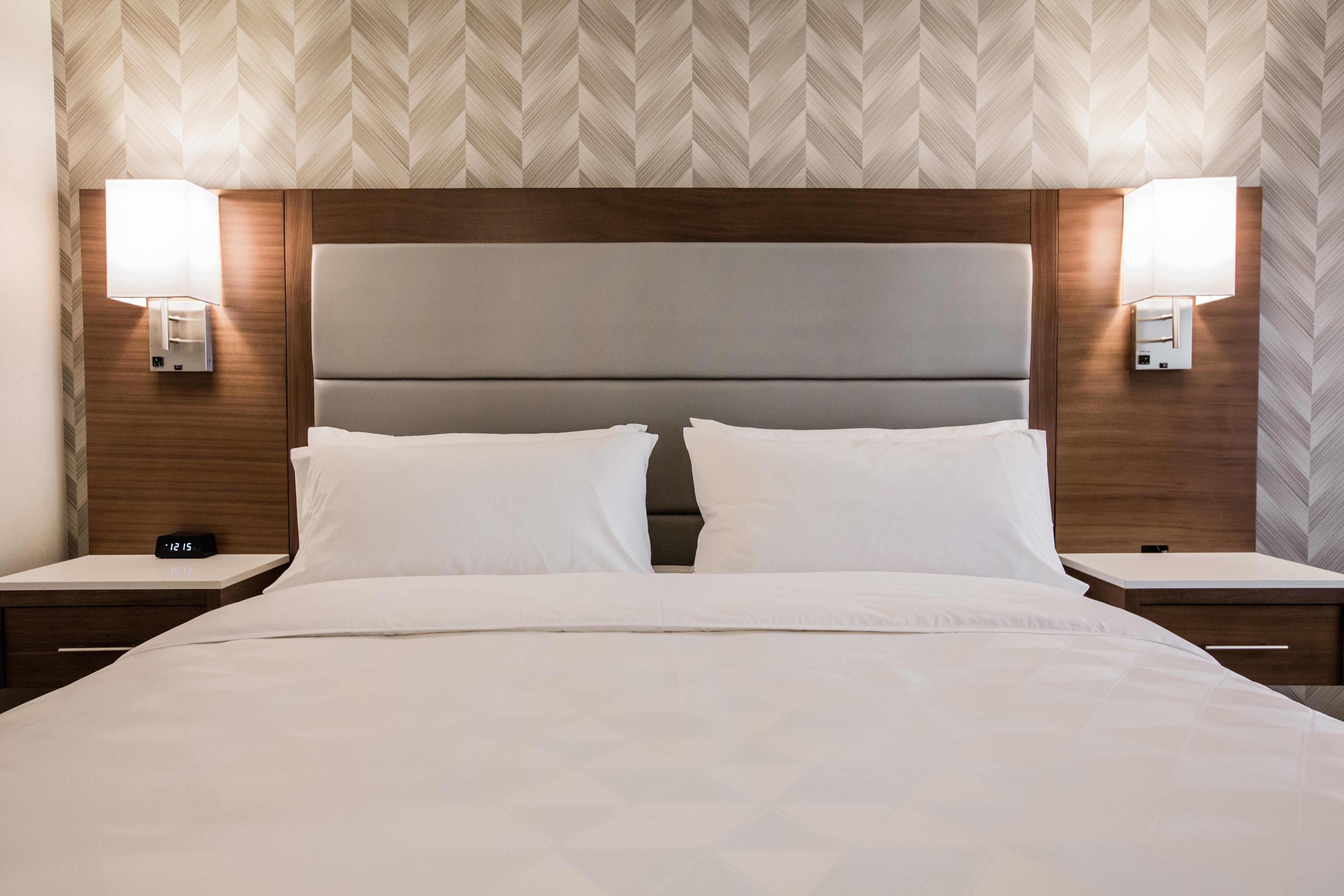 Holiday Inn Calgary South Conference Center מראה חיצוני תמונה