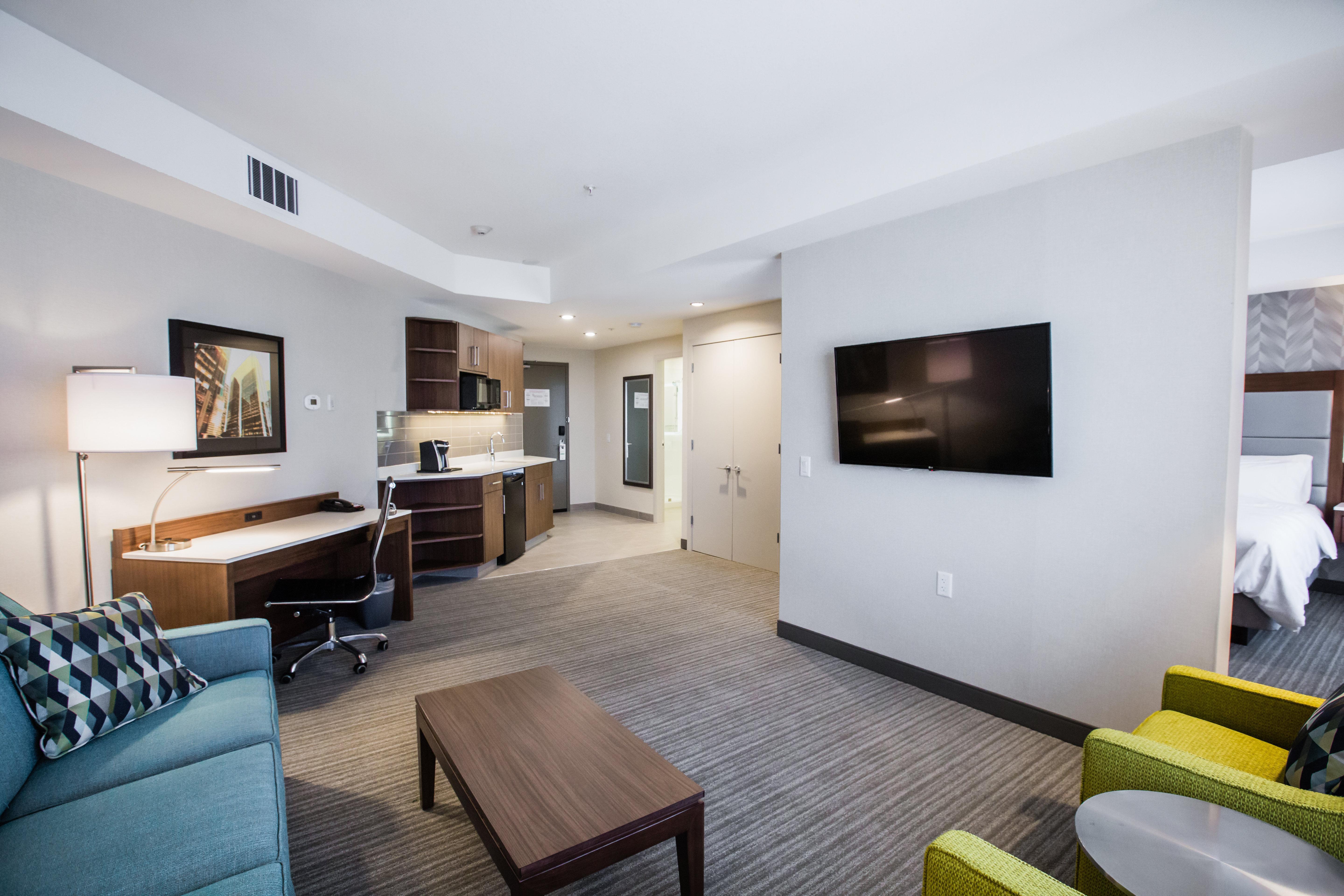 Holiday Inn Calgary South Conference Center מראה חיצוני תמונה