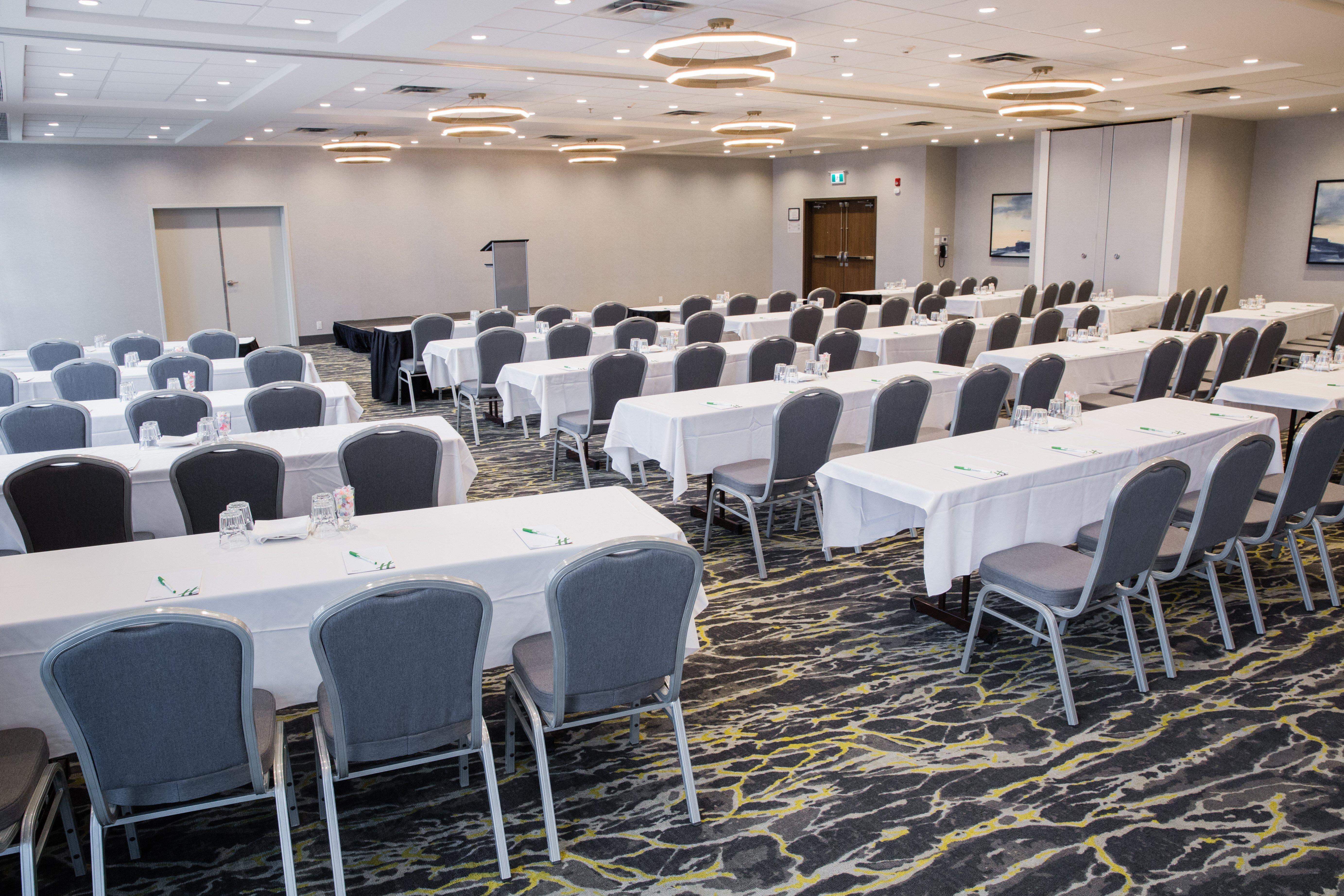 Holiday Inn Calgary South Conference Center מראה חיצוני תמונה