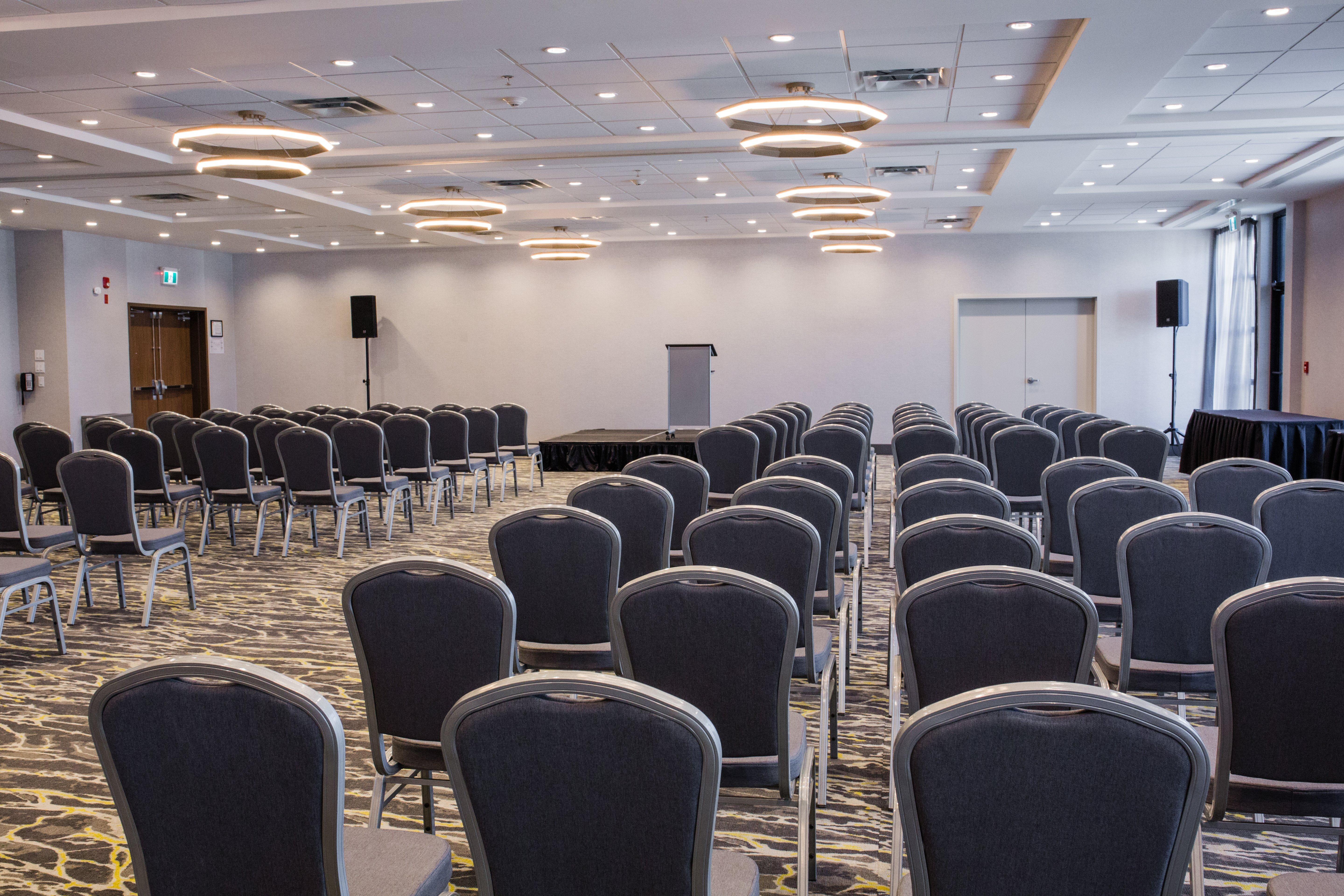 Holiday Inn Calgary South Conference Center מראה חיצוני תמונה