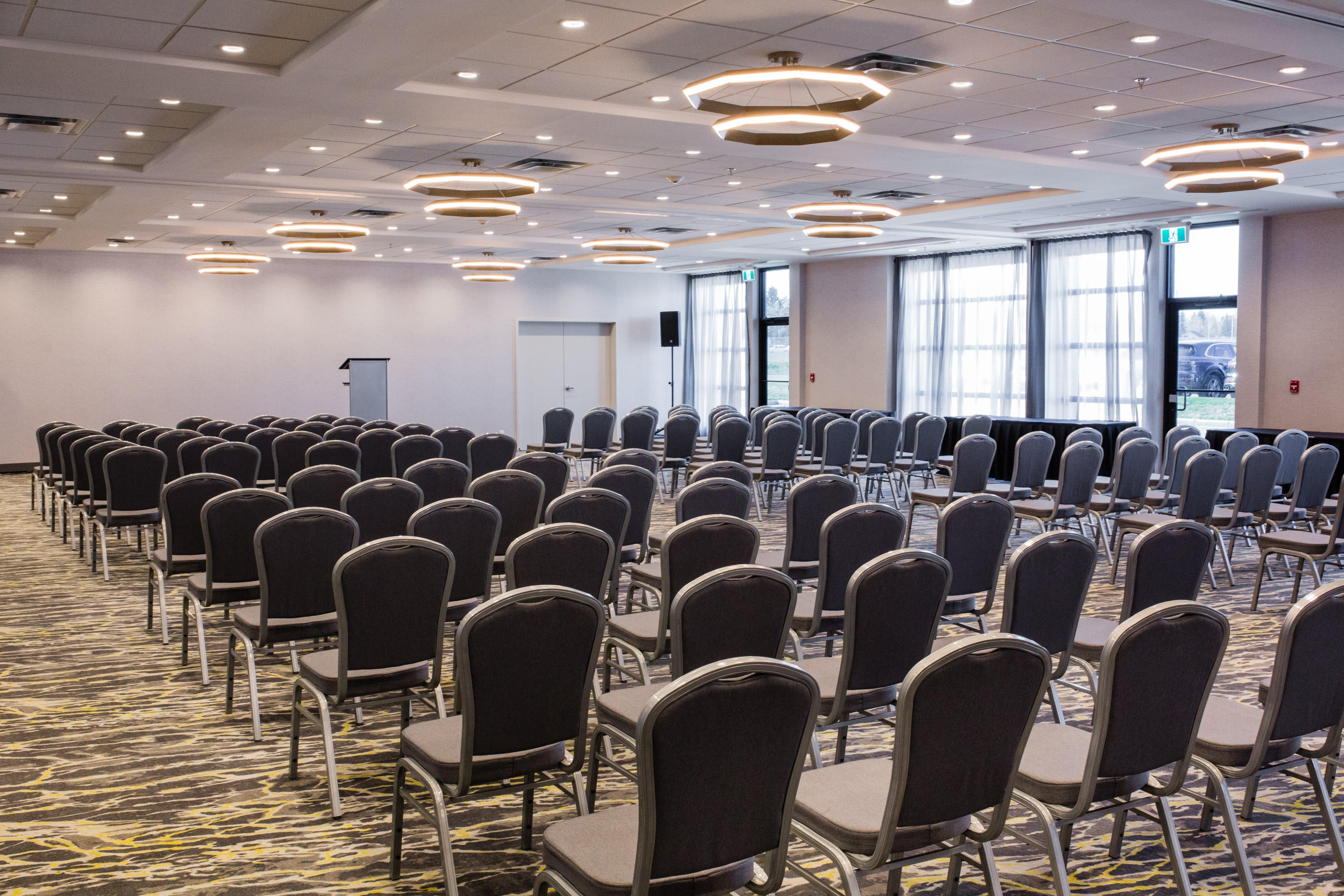 Holiday Inn Calgary South Conference Center מראה חיצוני תמונה